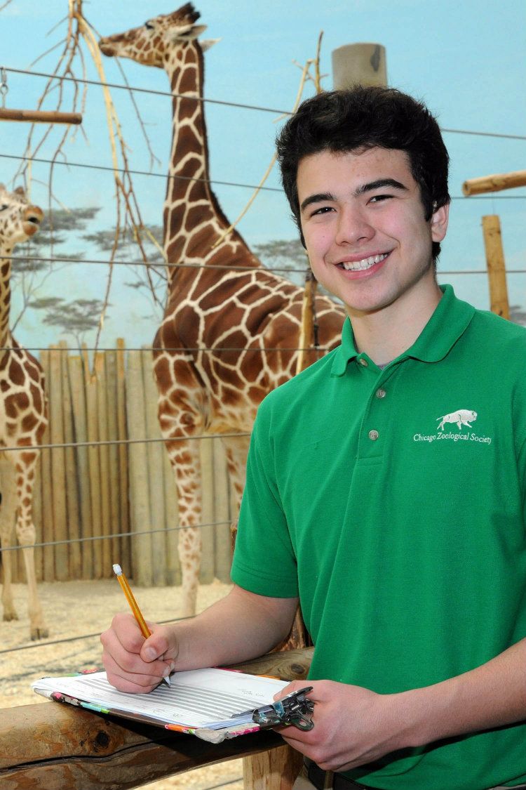 Nate Haefelin studying at Chicago Zoological Society